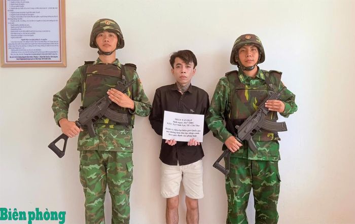 Đối tượng nhập cảnh trái phép từ Campuchia vào Việt Nam bị Bộ đội Biên phòng tỉnh Tây Ninh phát hiện, bắt giữ. Ảnh: Đinh Quân
