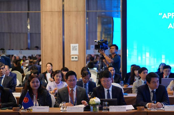 Các đại biểu tại Diễn đàn.