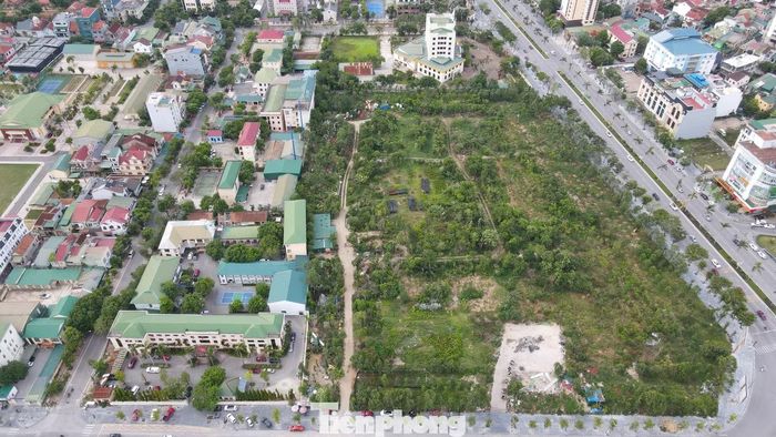 Khu đất rộng hơn 37 nghìn m2 nằm tại vị trí đắc địa của trung tâm thành phố Vinh cũ.