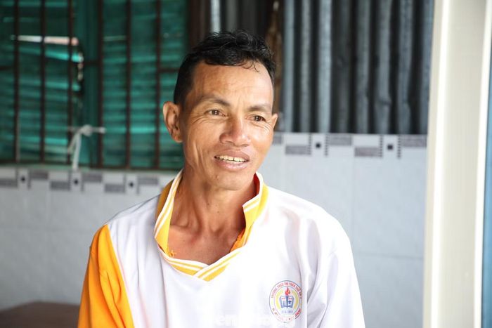 Ông Trương Văn Đề mong anh trai sớm trở về đoàn tụ cùng gia đình sau 4 ngày trôi dạt trên biển.