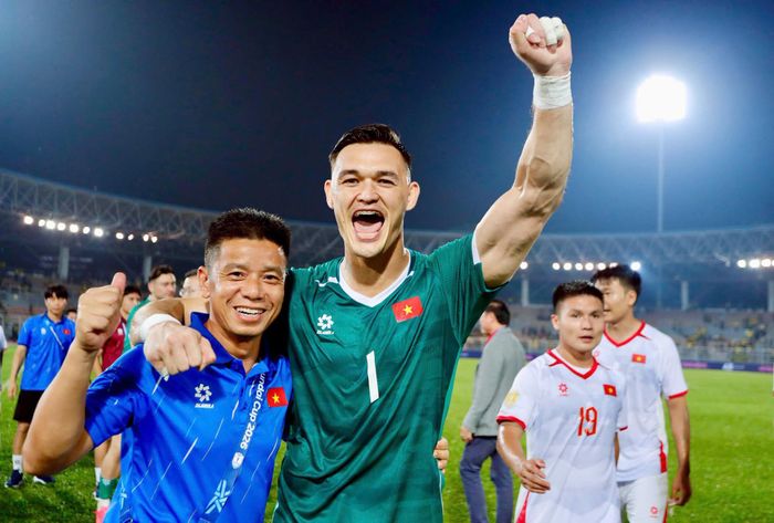 Patrik Lê Giang cùng tuyển Việt Nam quyết bảo vệ ngôi vô địch. Ảnh: VFF