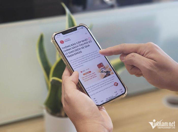 Nhiều chủ xe tá hoả khi thấy mình bị trừ 6.600 đồng mỗi tháng trên tài khoản giao thông. Ảnh minh hoạ: Hoàng Hiệp