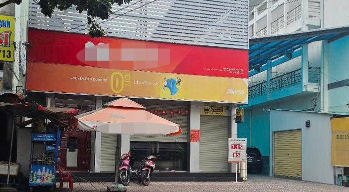 Chi nhánh ngân hàng nơi xảy ra vụ việc. Ảnh: T.X