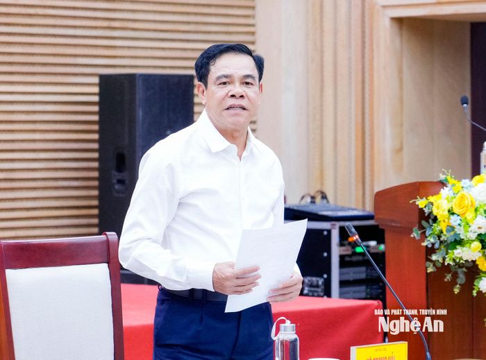 Đồng chí Võ Trọng Hải - Phó Bí thư Tỉnh ủy, Chủ tịch UBND tỉnh phát biểu tại hội nghị. Ảnh: Phạm Bằng