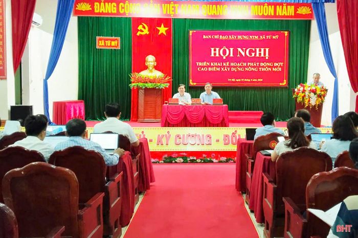 Vừa qua, UBND xã Tứ Mỹ tổ chức hội nghị triển khai kế hoạch phát động đợt cao điểm xây dựng NTM trên địa bàn xã từ ngày 8/8 đến 30/8 nhằm tạo khí thế thi đua trong cán bộ, đảng viên và Nhân dân sau khi các thôn mới đi vào hoạt động.