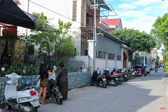  Mô hình kinh doanh cà phê trong ngõ nhỏ tại Hà Tĩnh. 