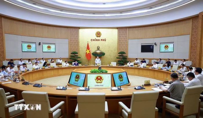 Thủ tướng Lê Minh Hưng chủ trì Phiên họp Chính phủ chuyên đề về xây dựng pháp luật tháng 8 năm 2026. (Ảnh: Dương Giang/TTXVN)