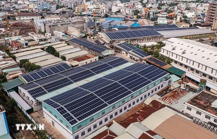 Nhà xưởng xây sẵn hút khách thuê. (Ảnh: Hồng Đạt/TTXVN)