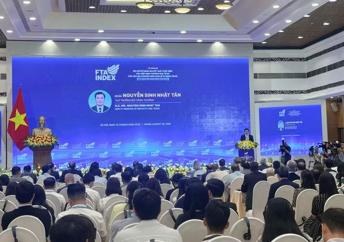 Thứ trưởng Bộ Công Thương Nguyễn Sinh Nhật Tân phát biểu tại lễ công bố. (Ảnh: PV/Vietnam+)