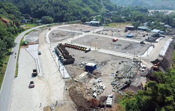 Khu tái định cư Bản Áng, xã Thanh Thịnh phục vụ 117 hộ dân bị ảnh hưởng bởi dự án.