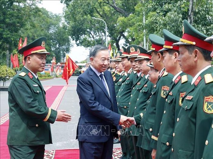 Tổng Bí thư, Chủ tịch nước Tô Lâm và các đại biểu. Ảnh: Thống Nhất/TTXVN