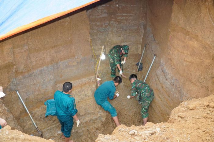 Khu vực tìm kiếm là một giếng nước của làng.