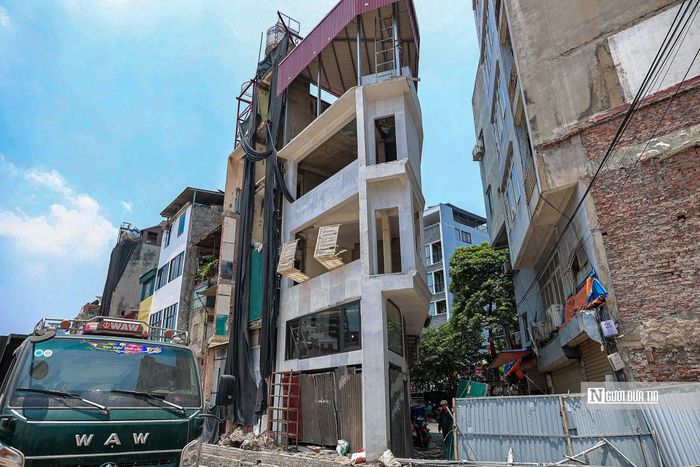 Đặc biệt, việc kết hợp giữa công trình giao thông và các hạng mục hạ tầng phụ trợ được kỳ vọng tạo thêm không gian đô thị chất lượng, đồng thời góp phần hạn chế việc tận dụng lòng đường, vỉa hè làm nơi đỗ xe.