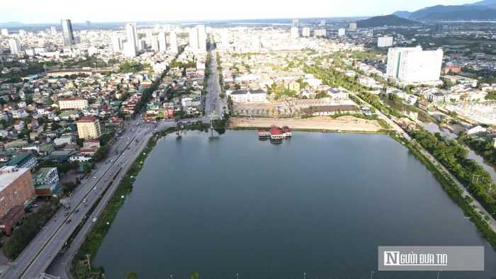 Nguyện vọng khu nhà hàng hoang tàn đổ nát thành không gian thương mại mặt nước hiện đại là mong mỏi chính đáng của người dân suốt hơn một thập kỷ qua. Dư luận địa phương đang rất kỳ vọng các cơ quan chức năng sớm phê duyệt và đẩy nhanh tiến độ dự án, trả lại một môi trường sống an toàn, văn minh và thúc đẩy kinh tế cửa ngõ thành phố phát triển.