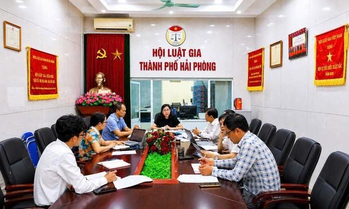 Thường trực Hội Luật gia Tp.Hải Phòng họp bàn các nhiệm vụ trọng tâm, đặc biệt là kế hoạch hưởng ứng Ngày Pháp luật Việt Nam năm 2026.