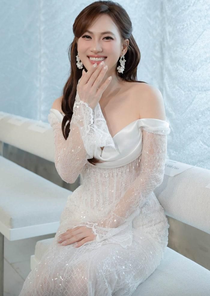 Phương Anh Đào tiếp tục chuẩn bị trở lại màn ảnh với Ngày Con Còn Mẹ vào tháng 11/2026. (Ảnh: FBNV)