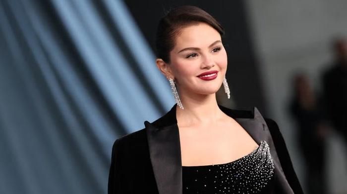 Nhóm nhà đầu tư cũng cáo buộc Selena Gomez đã không thực hiện những nghĩa vụ được nêu trong hợp đồng. 