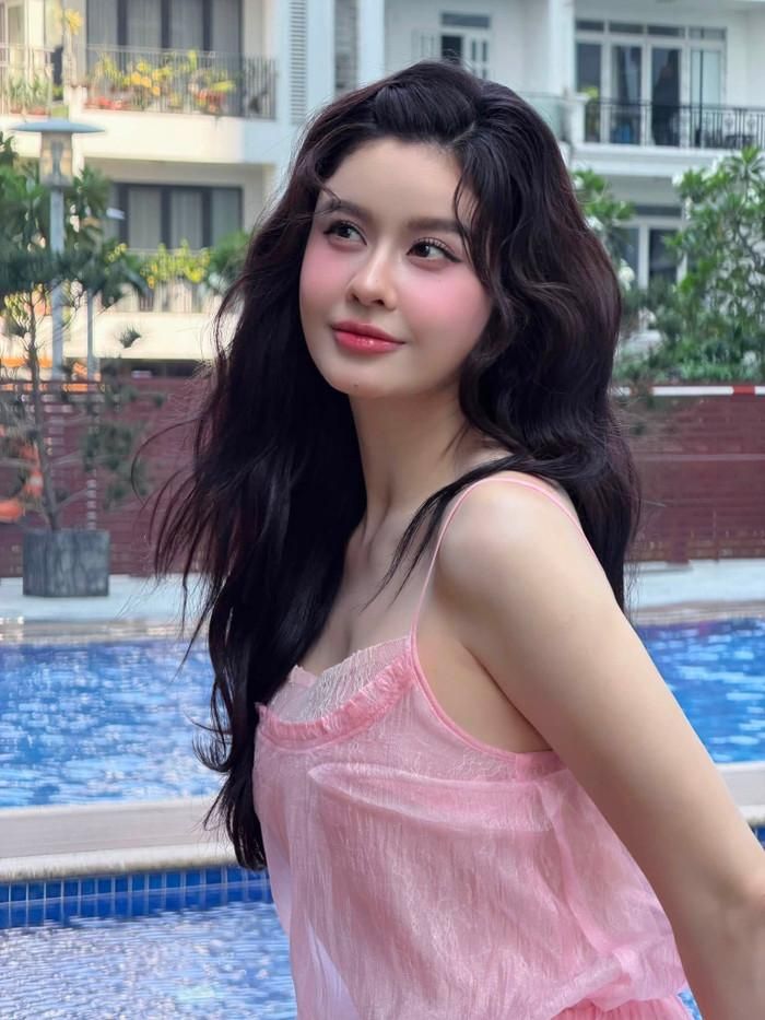 Trương Quỳnh Anh từng có chuyện tình nhận được nhiều sự quan tâm. Ảnh: FBNV