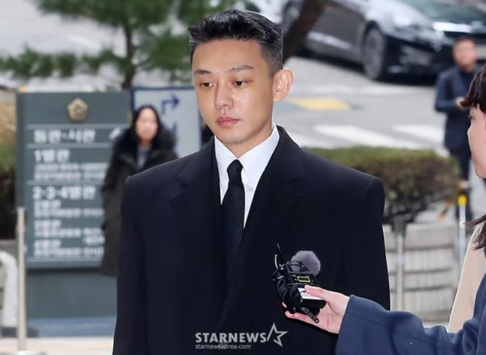 Màn tái xuất của Yoo Ah In thu hút sự chú ý khi nam diễn viên trở lại phim trường trong thời gian vẫn đang chấp hành án treo. Ảnh: Starnews.