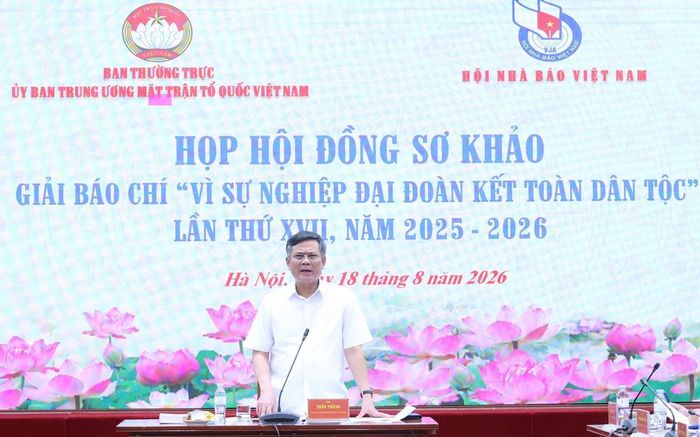 Phó Chủ tịch UBTƯ MTTQ Việt Nam Trần Thắng chủ trì cuộc họp