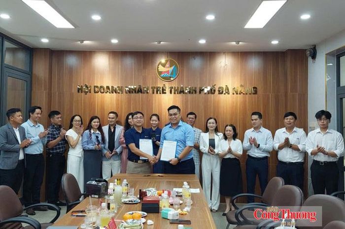 Từ sự kết nối tại Hội chợ EWEC Đà Nẵng 2026, Công ty TNHH Máy móc thiết bị Mutto Việt Nam ký kết MOU với nhiều doanh nghiệp thuộc Hội Doanh nhân Trẻ TP. Đà Nẵng 