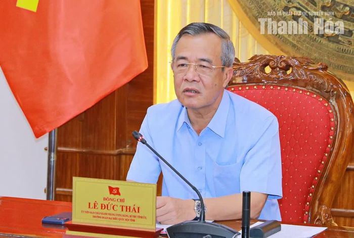 Bí thư Tỉnh ủy Lê Đức Thái chủ trì hội nghị.