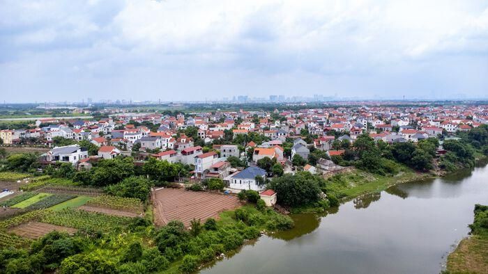 Hồ sơ đề xuất cũng cho biết, quỹ đất đối ứng tại khu vực phân khu sông Hồng tại khu vực dân cư hiện trạng, được tái thiết và bổ sung hạn mức theo quyết định về việc phê duyệt quy hoạch phòng chống lũ và quy hoạch đê điều hệ thống sông Hồng, sông Thái Bình.