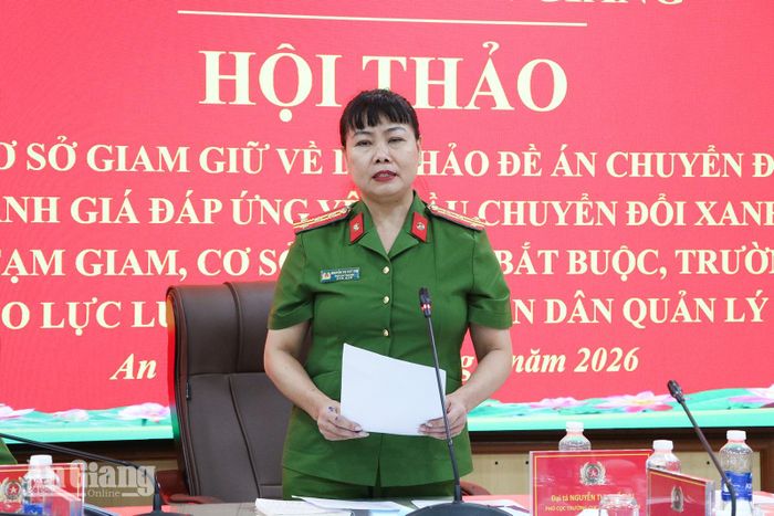 Đại tá Nguyễn Thị Quế Thu, Phó Cục trưởng, Trưởng đoàn khảo sát, phát biểu tại buổi làm việc.