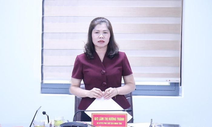 Đồng chí Lâm Thị Hương Thành chủ trì buổi giám sát.