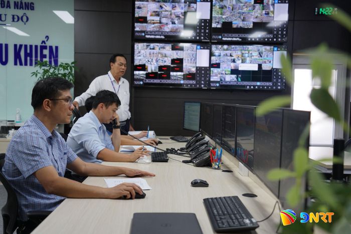 Hệ thống điện được theo dõi, giám sát tại Phòng Điều độ, Công ty Điện lực Đà Nẵng. Ảnh: DUY AN