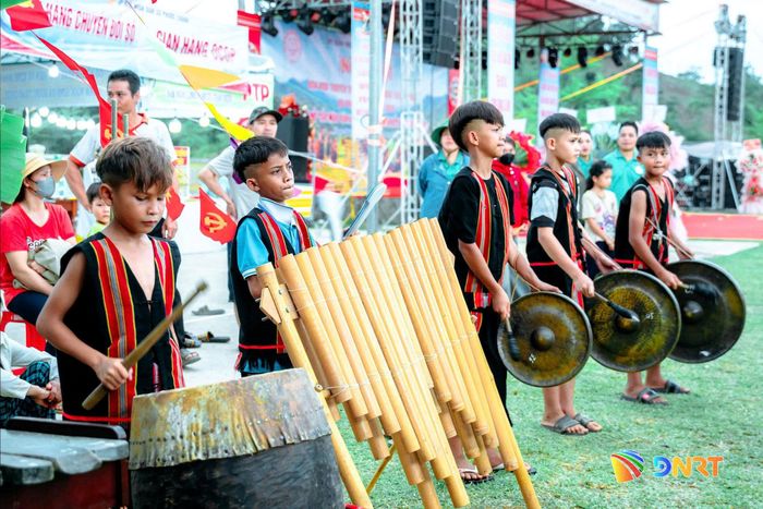 Các hoạt động văn hóa tại xã Phước Chánh góp phần bảo tồn, phát huy bản sắc của đồng bào Bhnong. Ảnh: UBND xã Phước Chánh