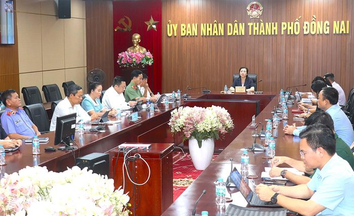 Đại diện các sở, ban, ngành, đơn vị, địa phương tham dự hội nghị tại điểm cầu Đồng Nai. Ảnh: An Nhơn