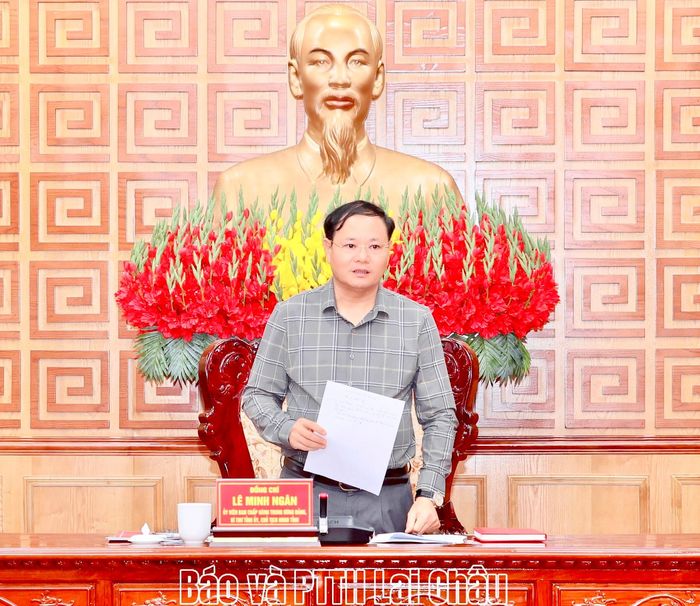 Đồng chí Lê Minh Ngân - Bí thư Tỉnh ủy, Chủ tịch HĐND tỉnh phát biểu kết luận buổi làm việc.