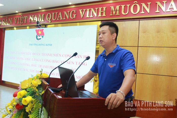 Đại diện Đoàn thanh niên Cộng sản Hồ Chí Minh trao đổi các nội dung tại hội nghị