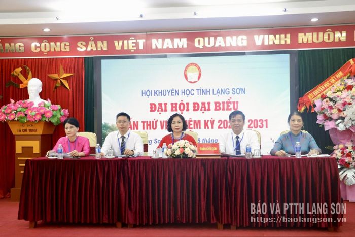 Đoàn Chủ tịch điều hành đại hội