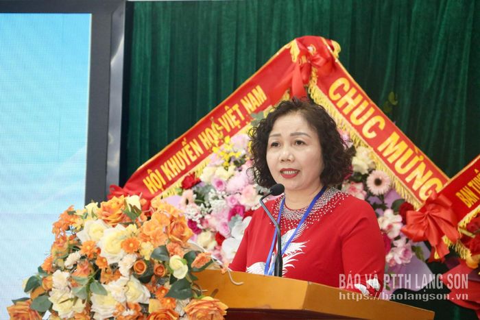 Chủ tịch Hội Khuyến học tỉnh phát biểu tại đại hội