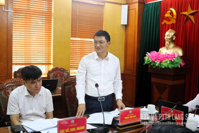 Lãnh đạo Sở Nội vụ phát biểu tại cuộc thẩm tra