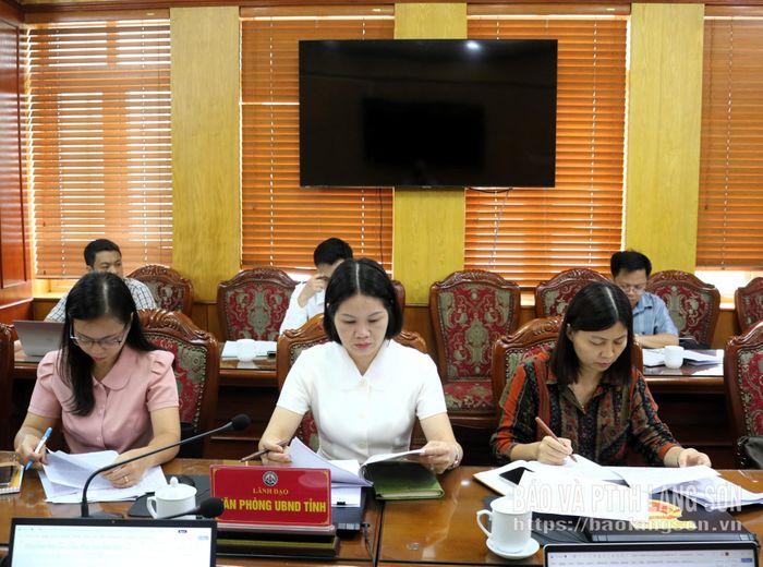 Các đại biểu dự cuộc thẩm tra