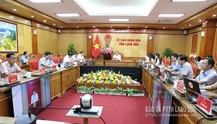 Các đại biểu tham dự hội nghị tại điểm cầu tỉnh Lạng Sơn