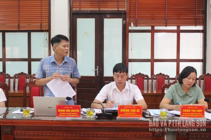 Lãnh đạo Ban Kinh tế - Ngân sách HĐND phường Kỳ Lừa nêu câu hỏi đề nghị giải trình