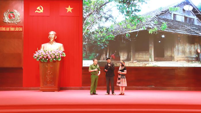 Các đội tranh tài tại hội thi.