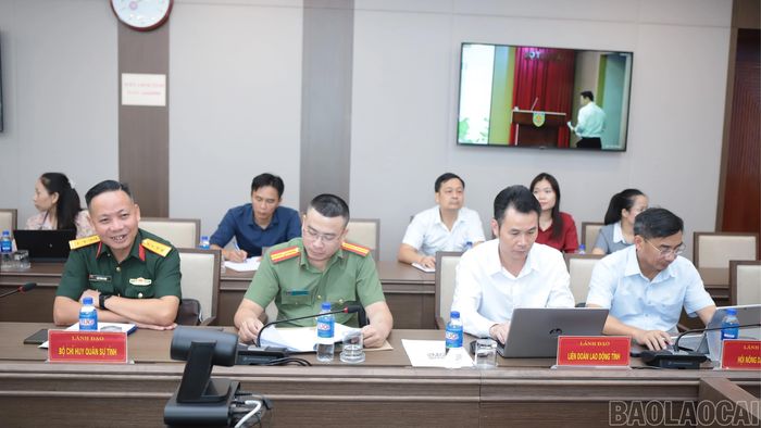 Thành viên Hội đồng Phối hợp phổ biến, giáo dục pháp luật tỉnh Lào Cai dự hội nghị.