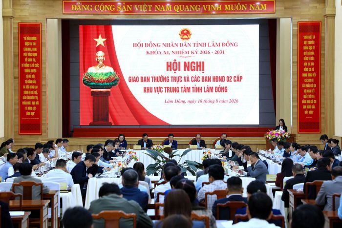 Nhiều tham luận chất lượng được lãnh đạo HĐND các xã, phường của Lâm Đồng trình bày tại hội nghị