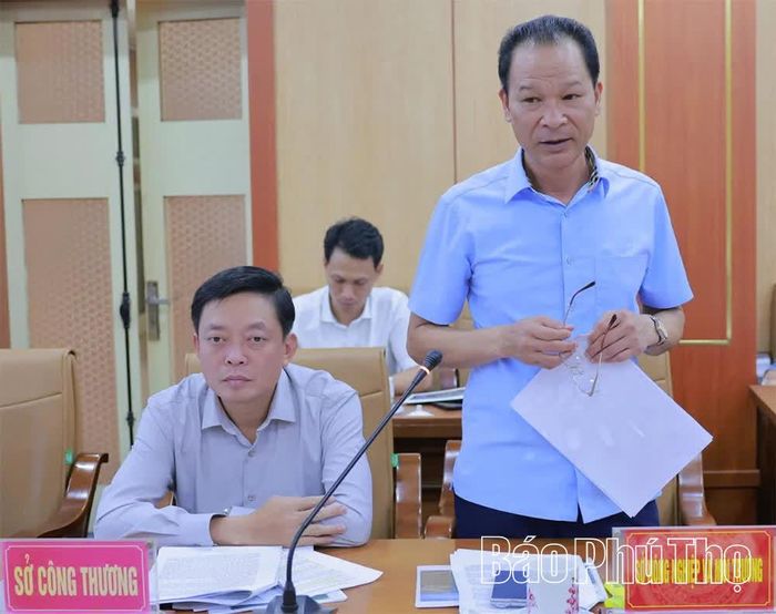 Lãnh đạo Sở Nông nghiệp và Môi trường phát biểu tại hội nghị.
