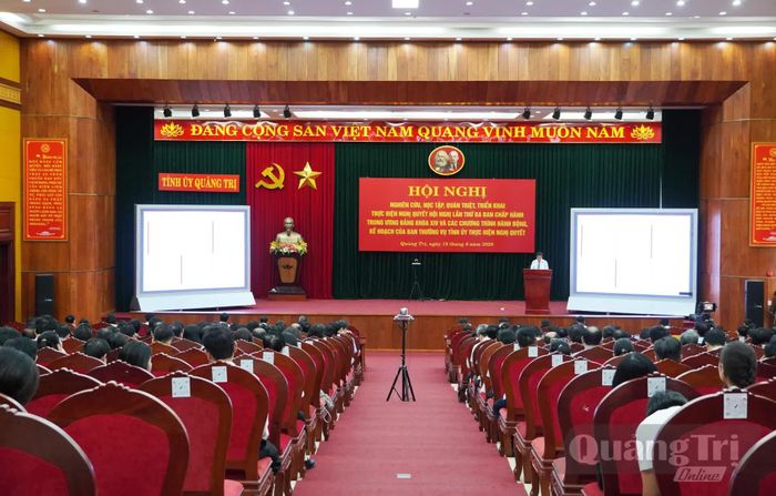 Quang cảnh hội nghị tại điểm cầu Tỉnh ủy - Ảnh: X.P