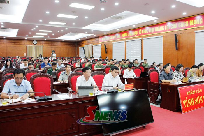 Các đại biểu dự Hội nghị.