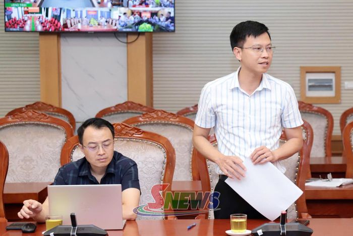 Lãnh đạo Ban QLDA dân dụng công nghiệp và phát triển đô thị phát biểu tại cuộc làm việc.