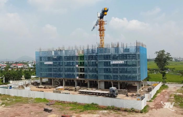 Dự án nhà ở xã hội, quy mô 1.712 căn, tổng mức đầu tư khoảng trên 1.700 tỷ đồng do Công ty Cổ phần Đầu tư Hoàng Đông Dương, tại phường Sông Công đang triển khai theo kế hoạch.