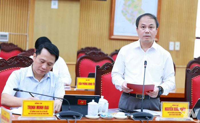 Đại diện Đoàn kiểm tra, giám sát số 225 của Bộ Chính trị, Ban Bí thư công bố quyết định kiểm tra giám sát đợt 3 đối với Ban Thường vụ Tỉnh ủy Thái Nguyên.