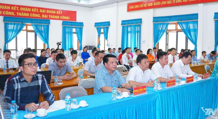 Đại biểu dự Hội nghị công bố.